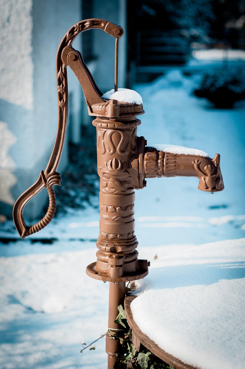 Installer une pompe de relevage apprenez à installer une pompe de puisard facilement et efficacement pour protéger votre maison des inondations. guide étape par étape pour garantir un drainage optimal.